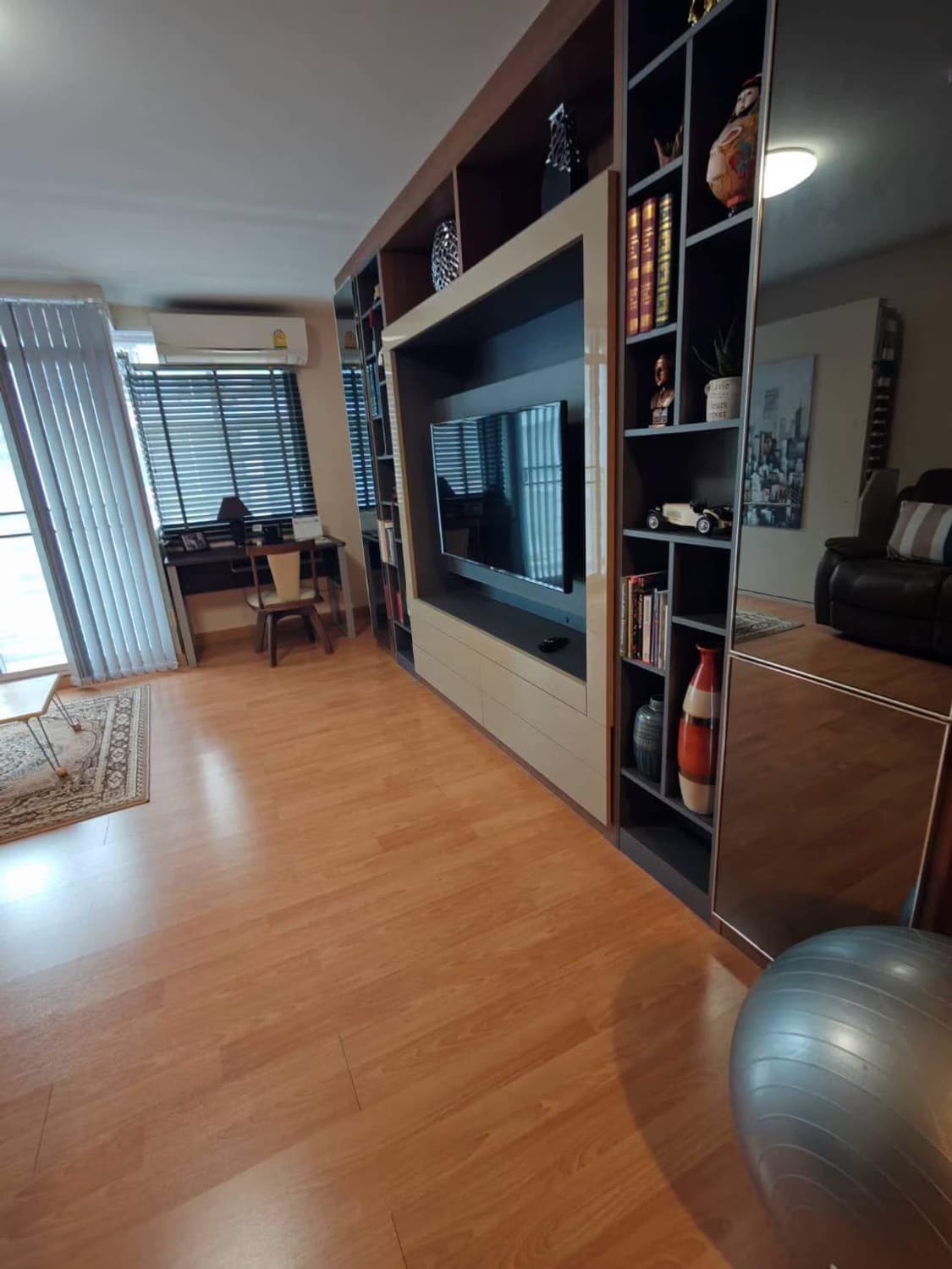 1 Bed Condo for Sale in Khlong Toei - Image 6