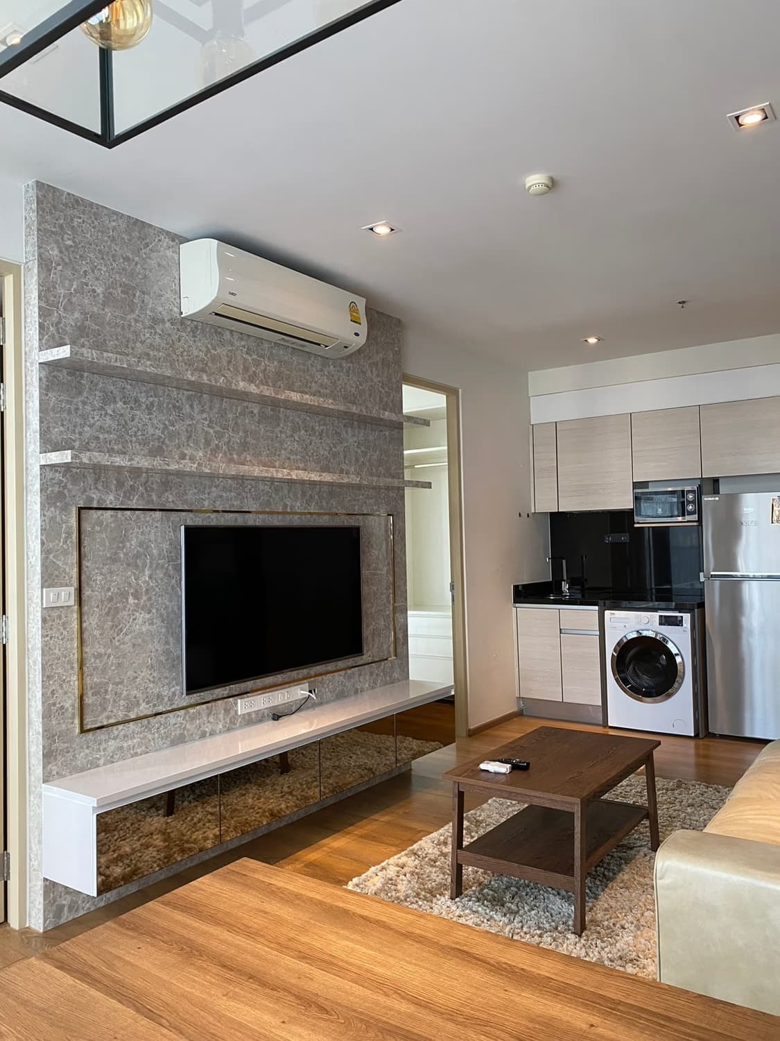 1 Bed Condo for Rent in Khlong Toei - Image 2