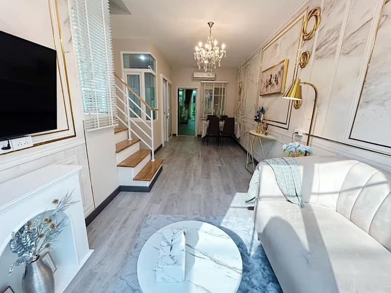 Townhouse for Rent at Golden Town RuamChok