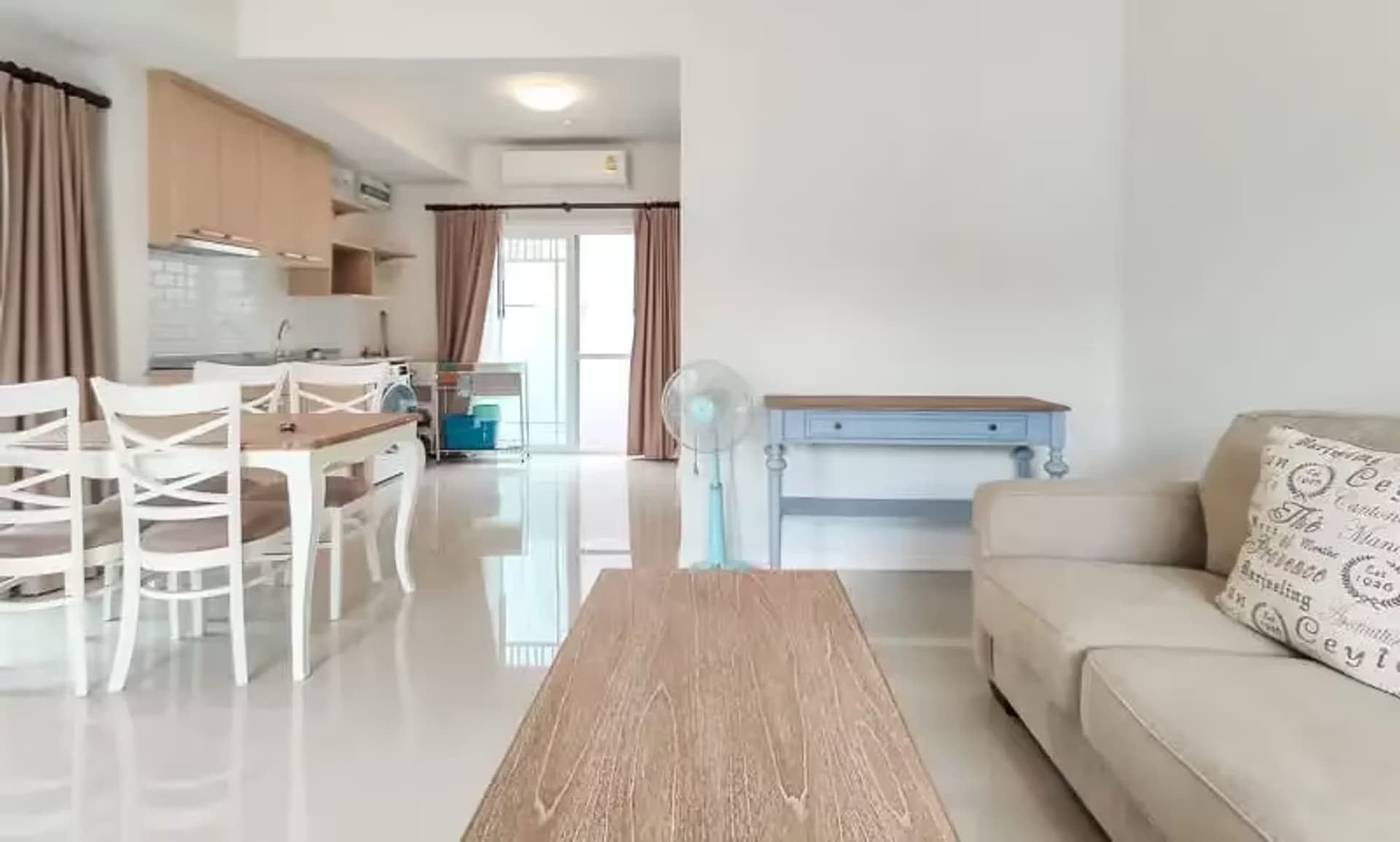 2 Bedroom House - Image 16