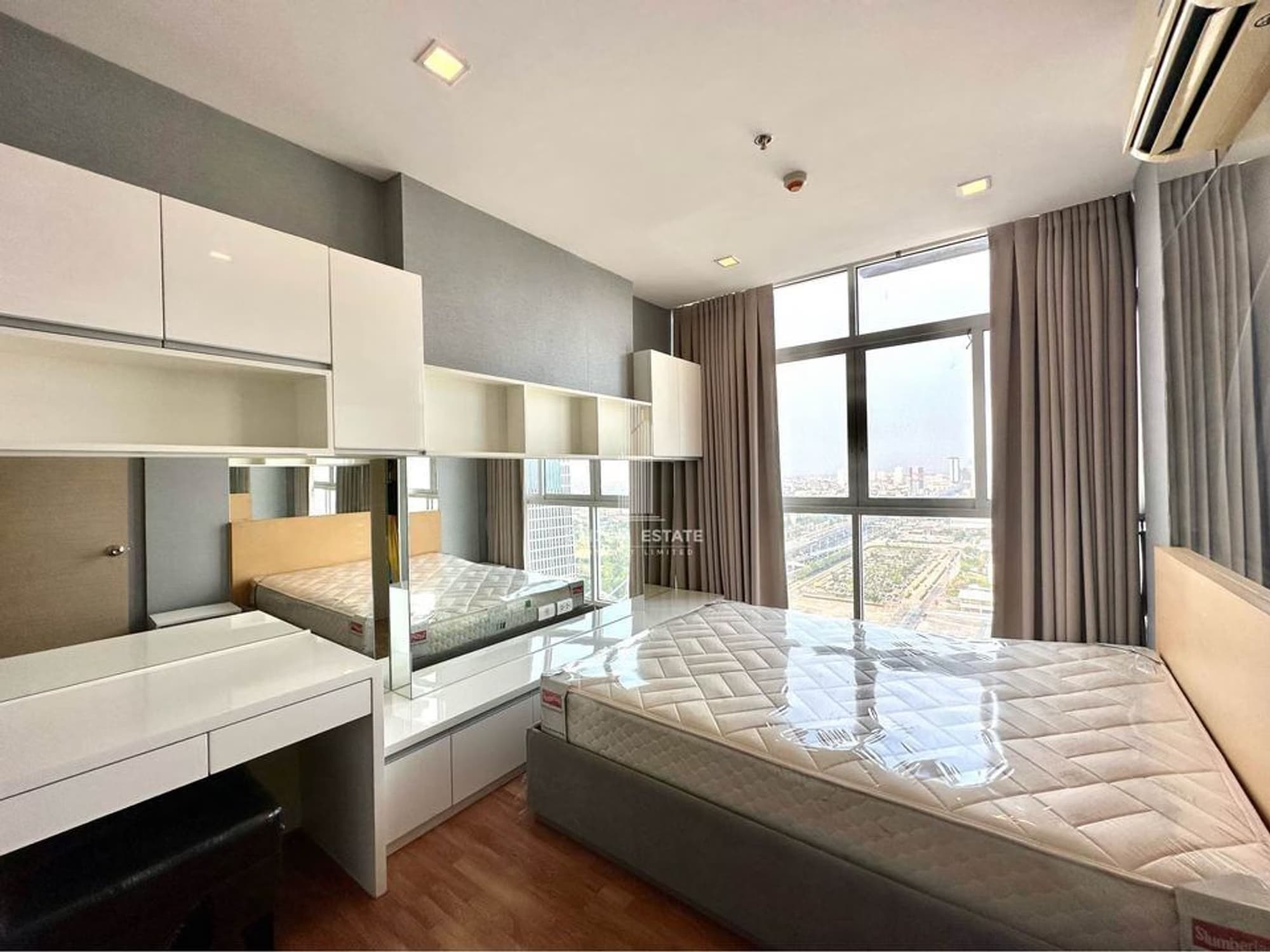 3 Bedroom Condo - Image 8