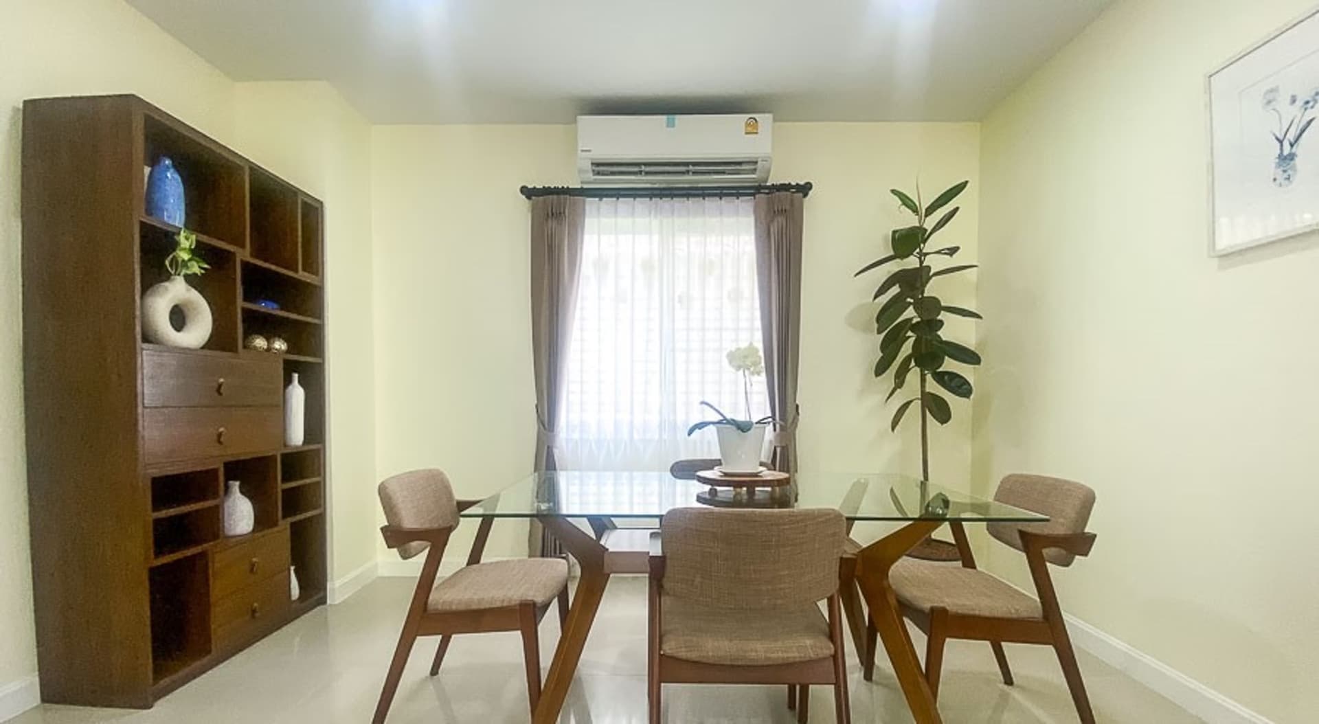 3 Bedroom House - Image 4
