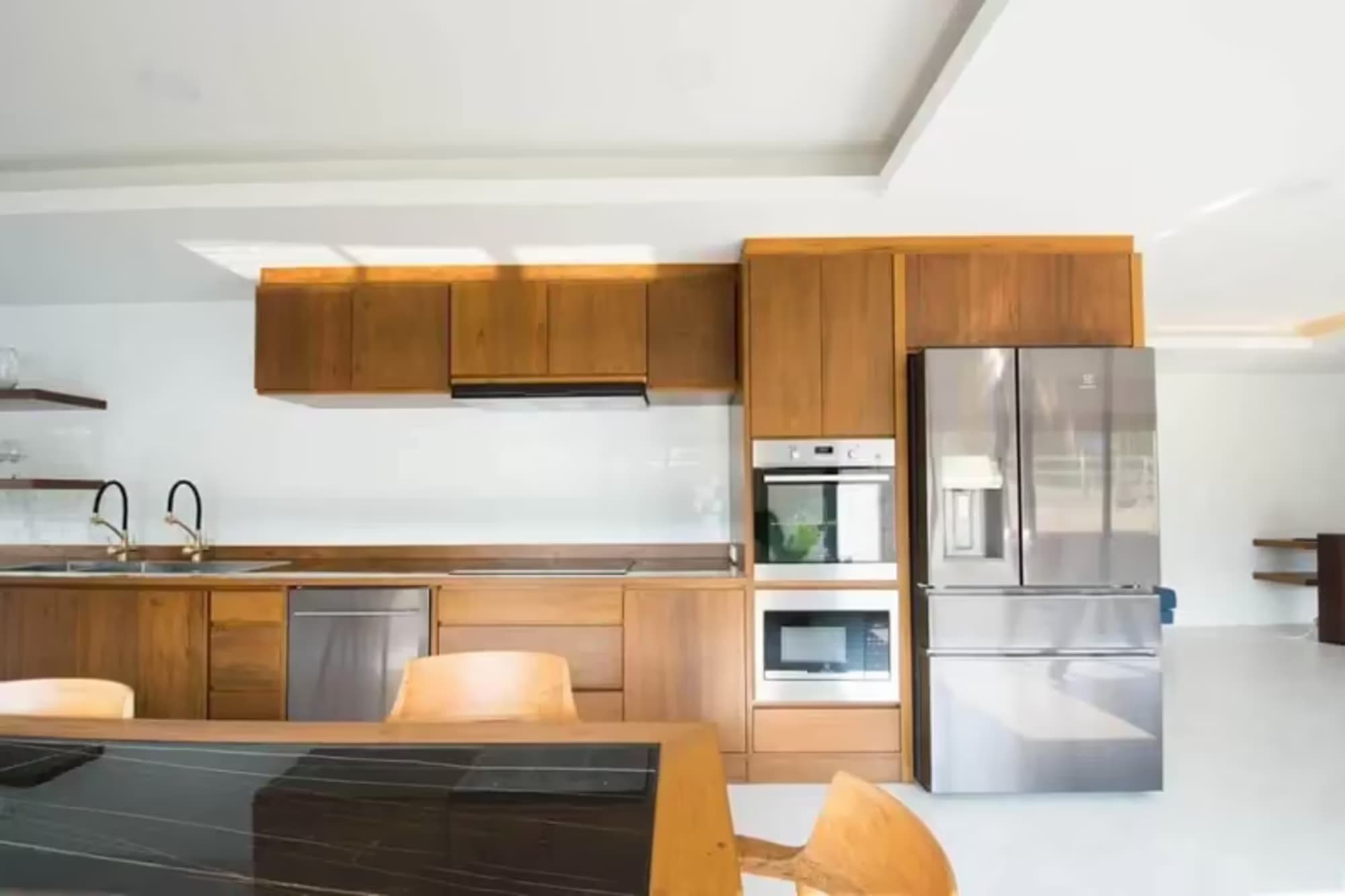 3 Bedroom Condo - Image 7