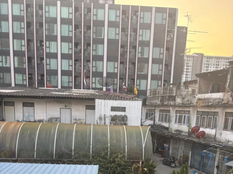 3 Bed Commercial for Rent in Phra Khanong