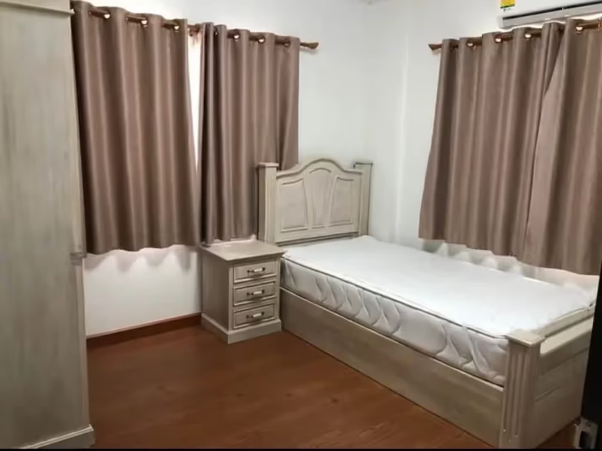House for Rent in San Phi Suea, Mueang Chiang Mai. - Image 11