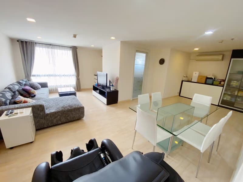 2 Bed Condo for Rent in Watthana