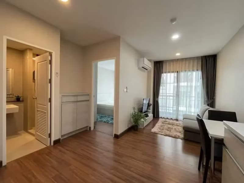 1 Bedroom Condo