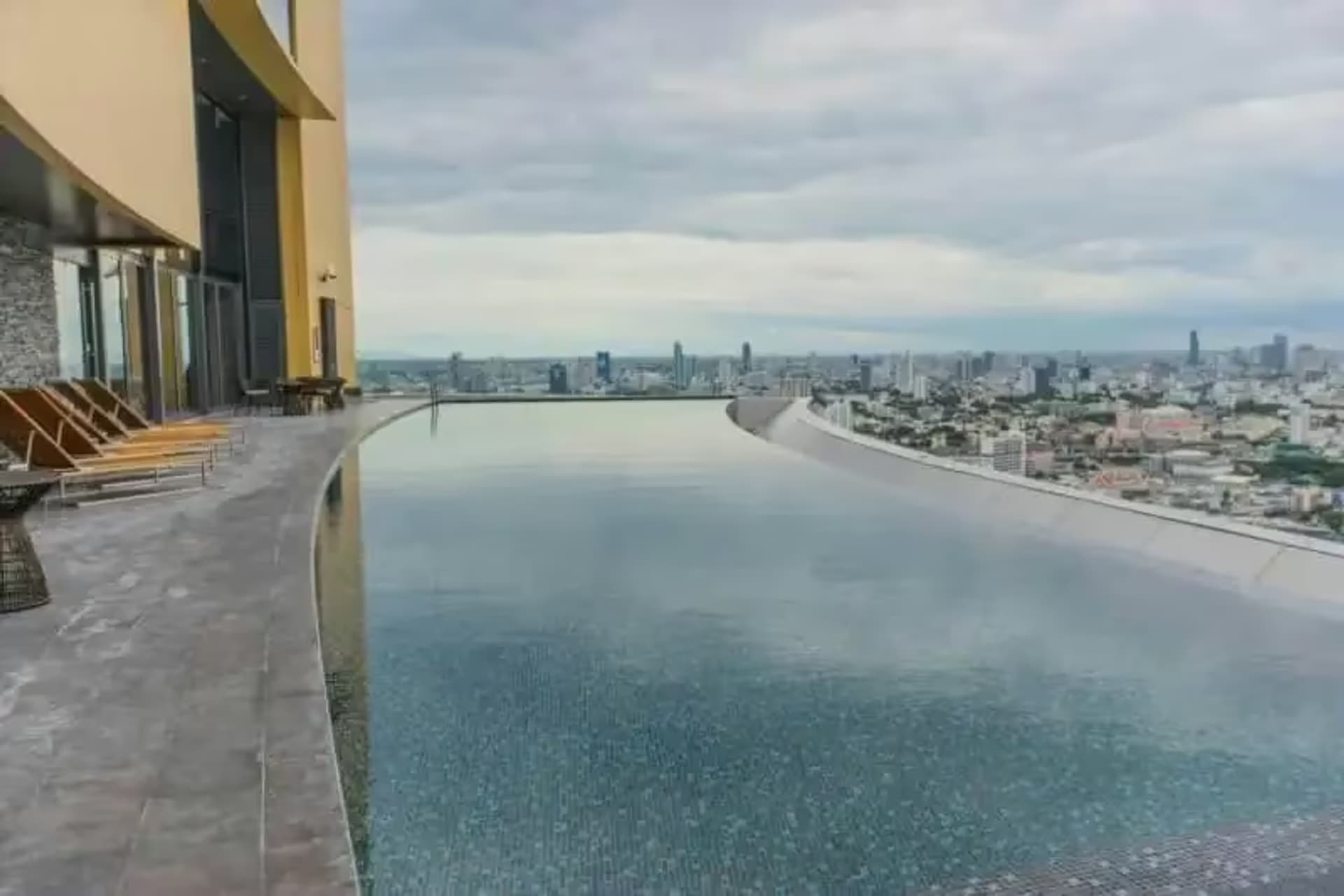 Condo for Sale, Rent at The Lumpini 24 - Image 4
