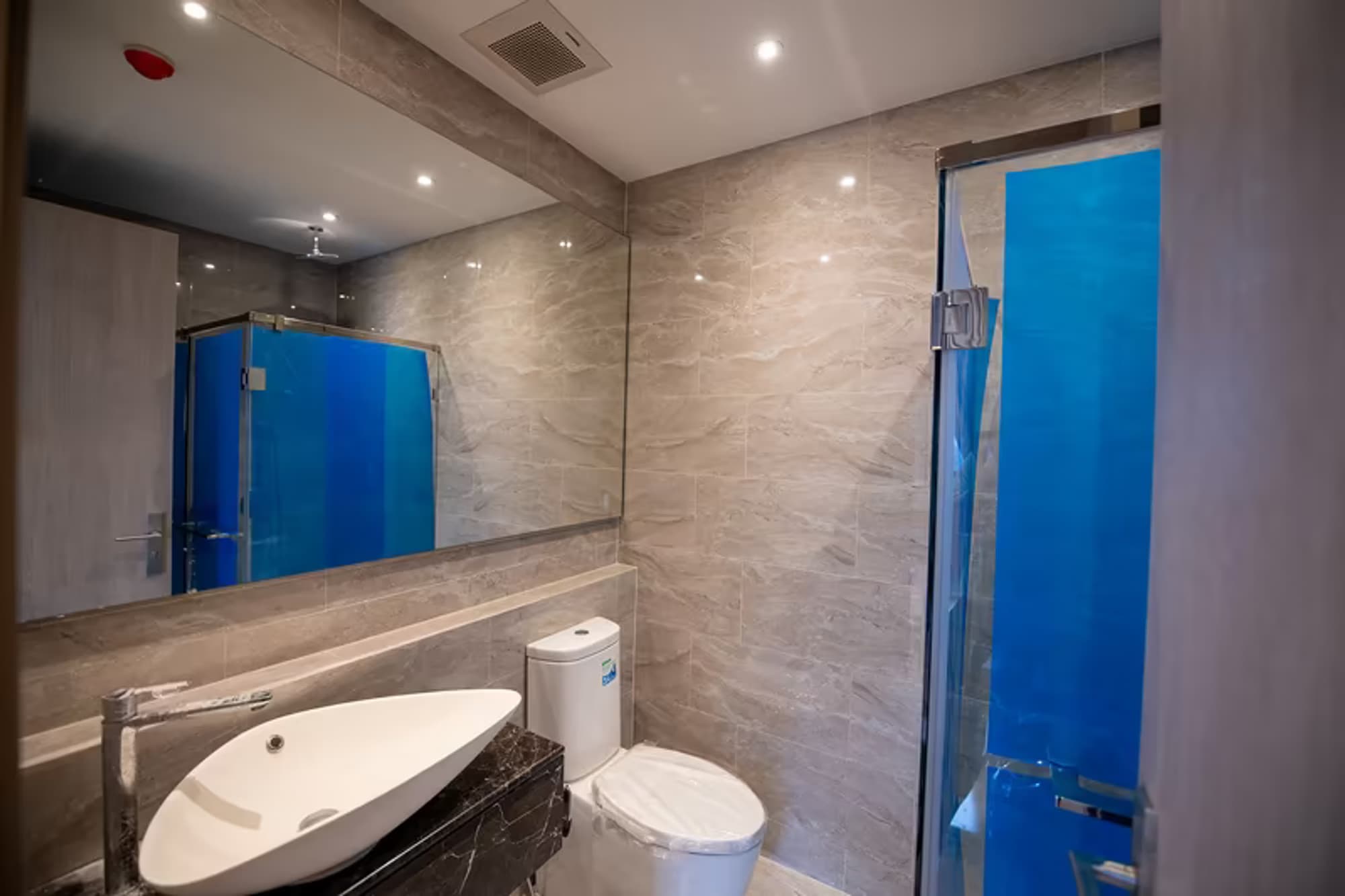  - Image 7