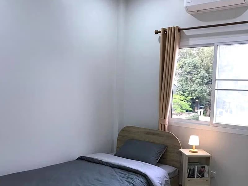 4 Bed Townhouse for Rent in San Kamphaeng District