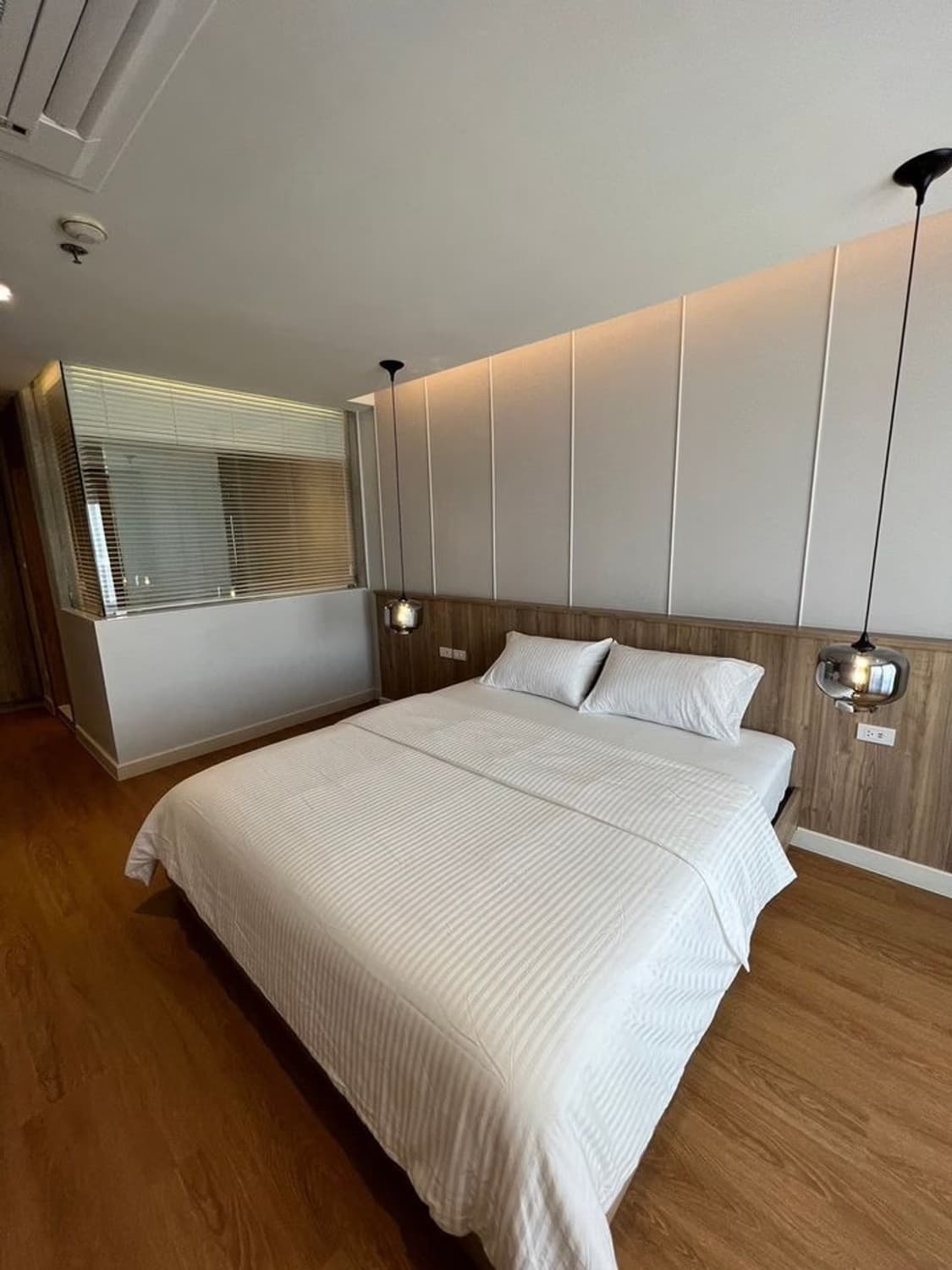 Condo for Rent, Sale at Ban Phloen Chit Apartment - Image 7