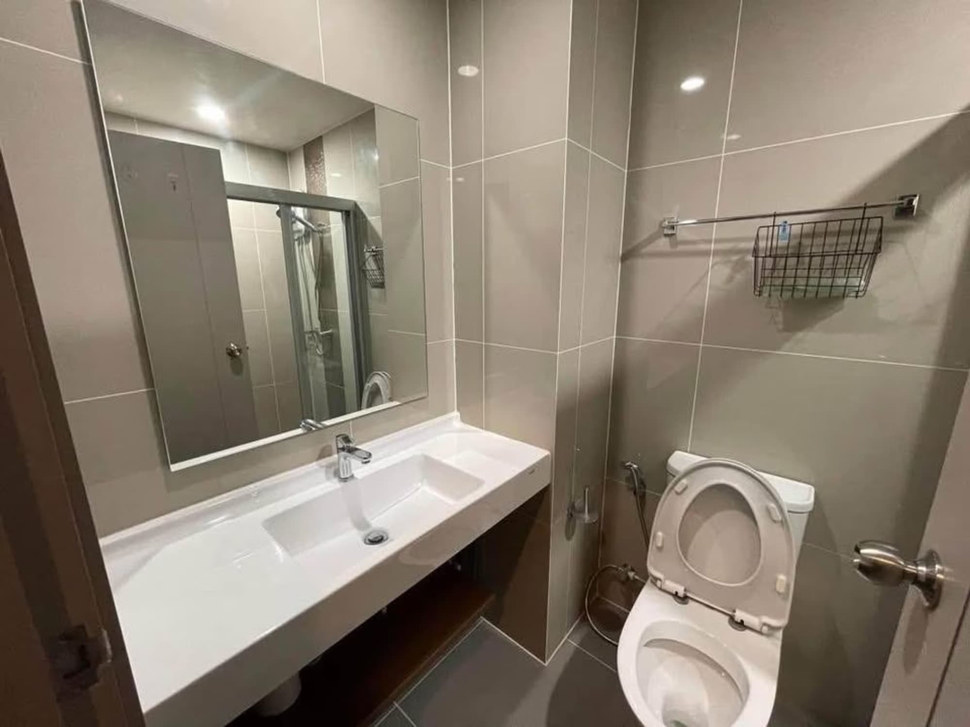 Studio Condo for Rent in Din Daeng - Image 6