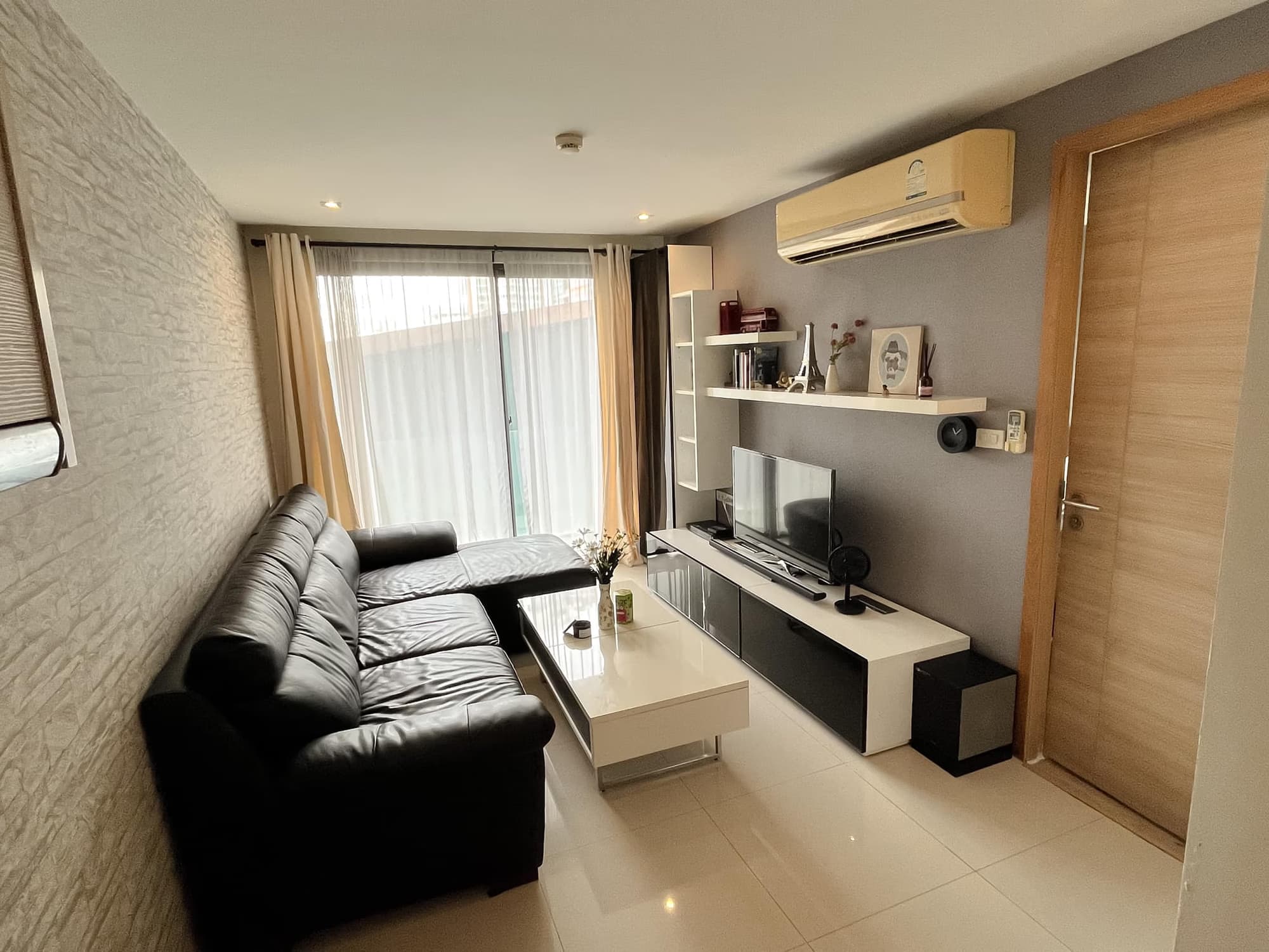 1 Bed Condo for Sale  Near Ekkamai BTS - Image 1