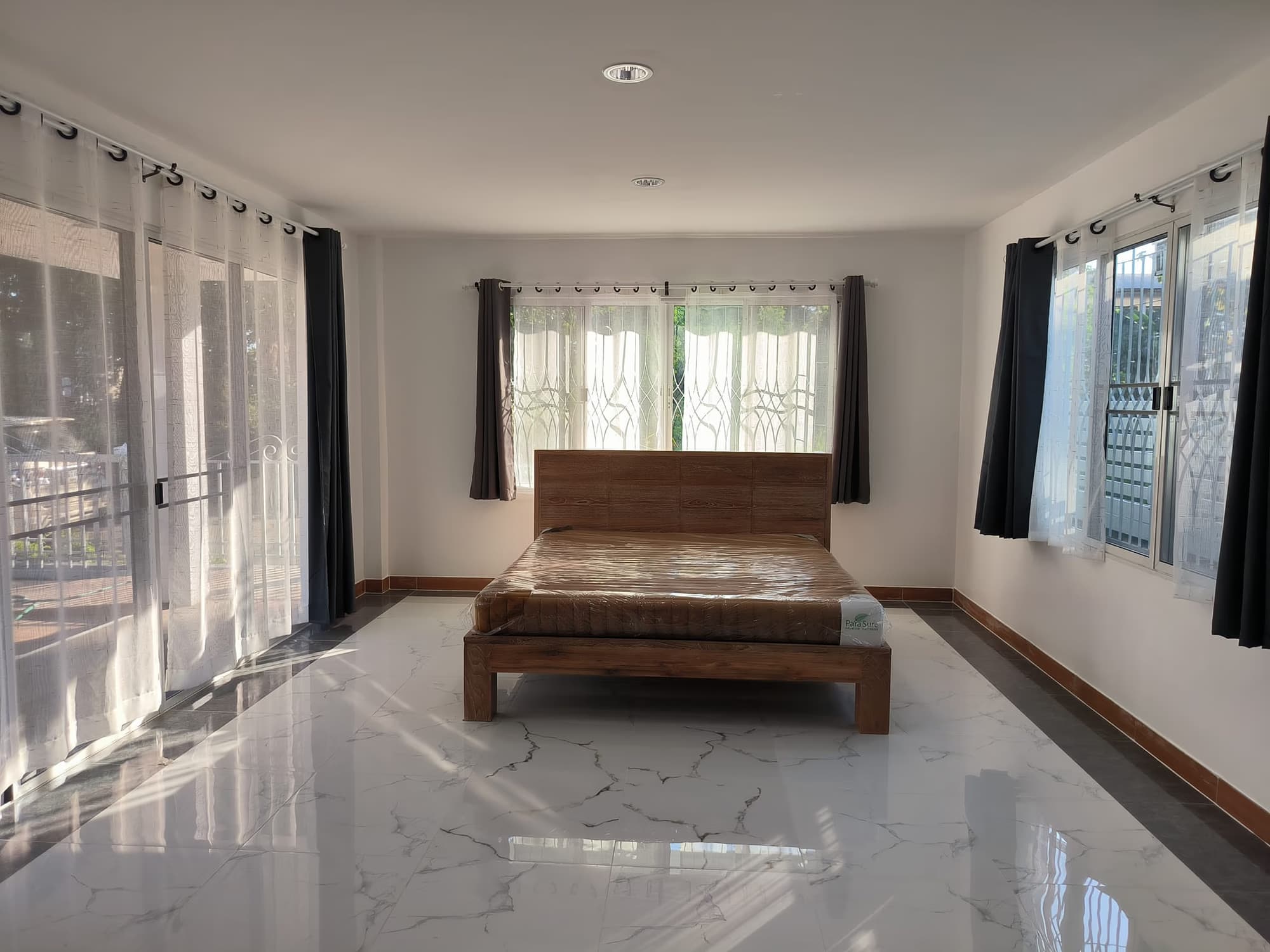 4 Bed House for Rent and Sale in San Sai - Image 5
