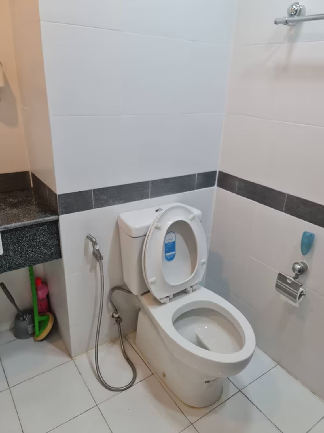 1 Bedroom Condo For Rent and Sale - Image 2