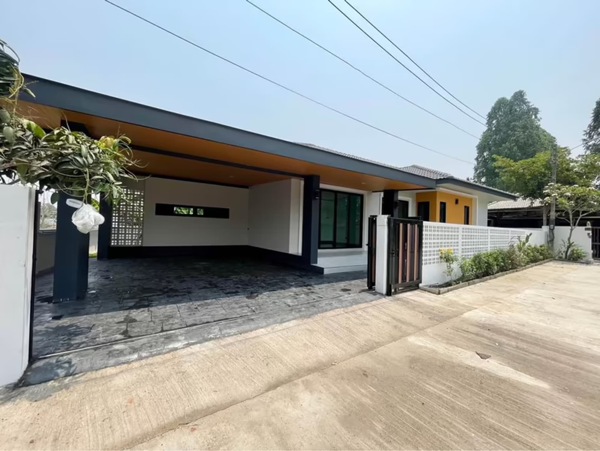 3 Bedroom House - Image 8