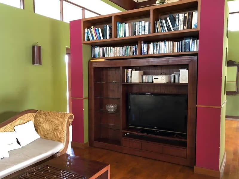 Owner finance available - Pool Villa For Sale At Highlands Golf Course