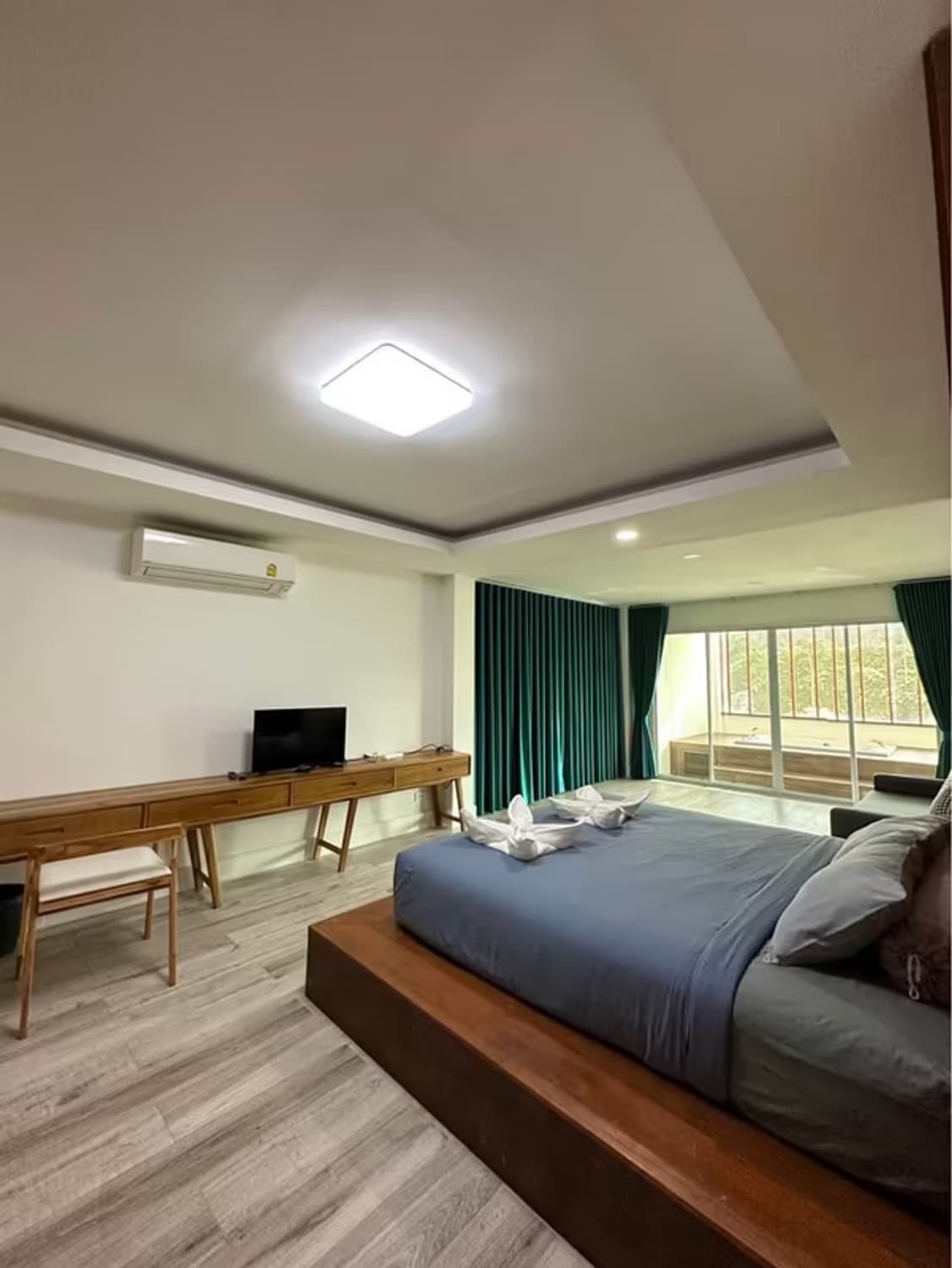 4 Bedroom House - Image 16