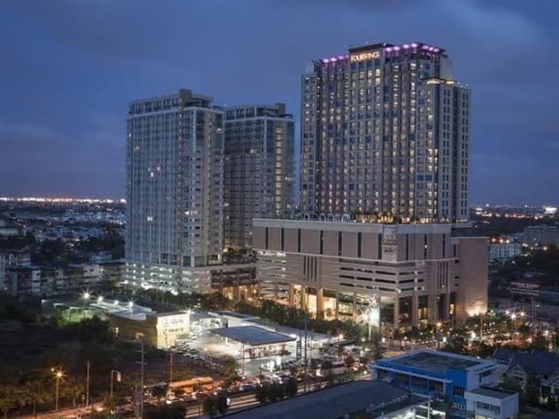 Condo for Sale at The Four Wings Residence