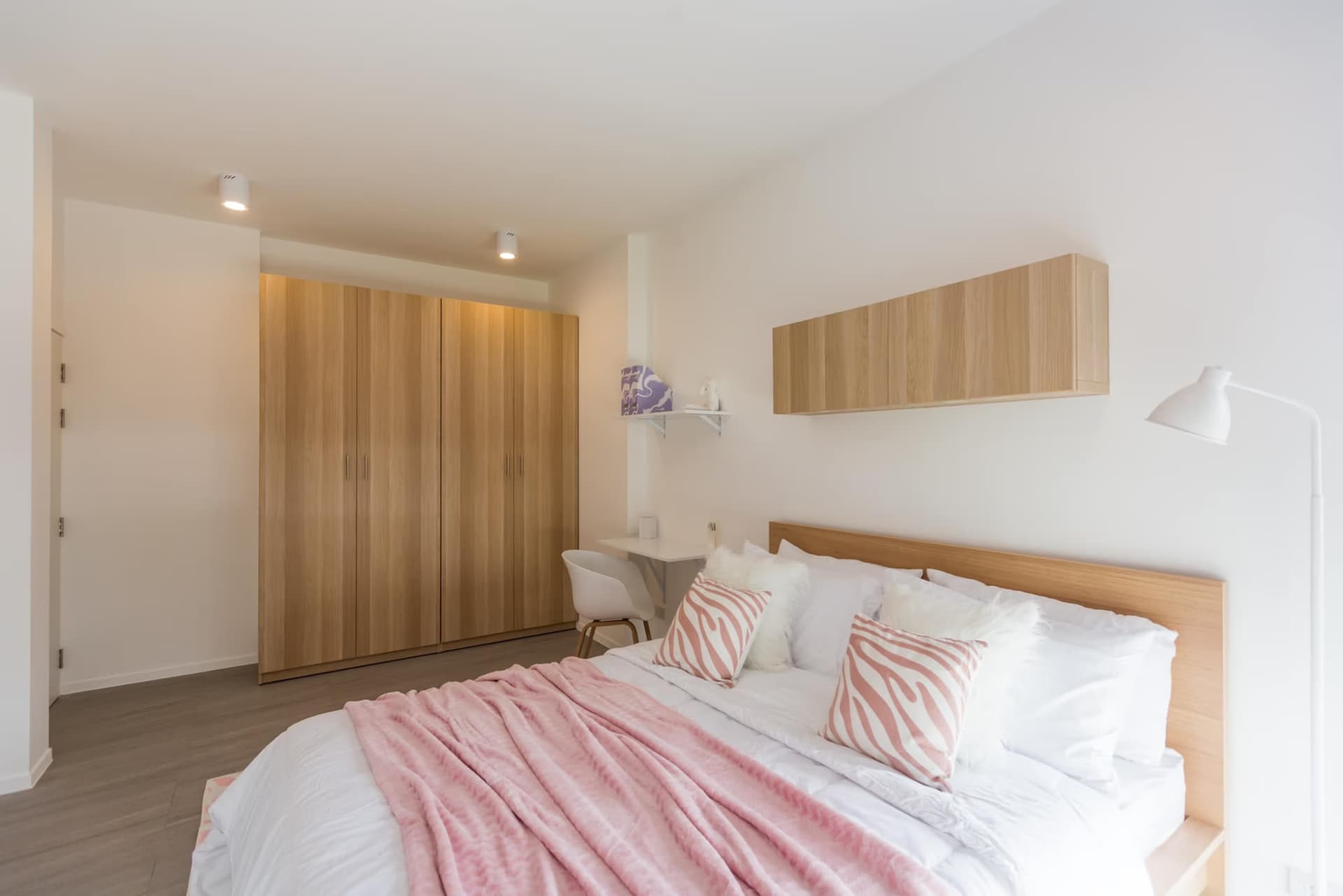 4 Bed House for Rent in Hang Dong - Image 10