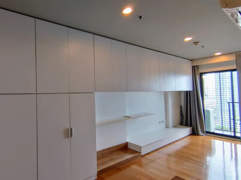 1 Bed Condo for Sale in Watthana