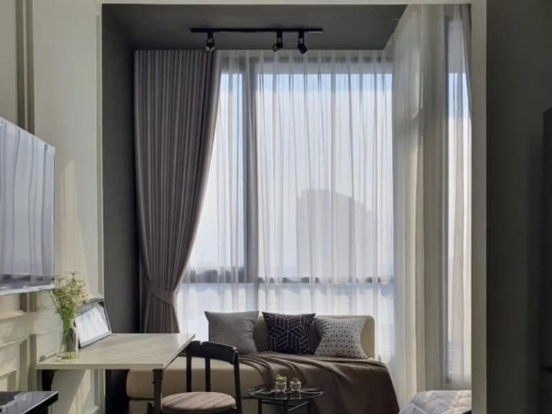 Studio Condo for Sale in Khlong San