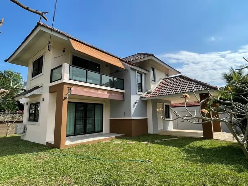 3 Bed House for Rent in Mueang Chiang Mai District