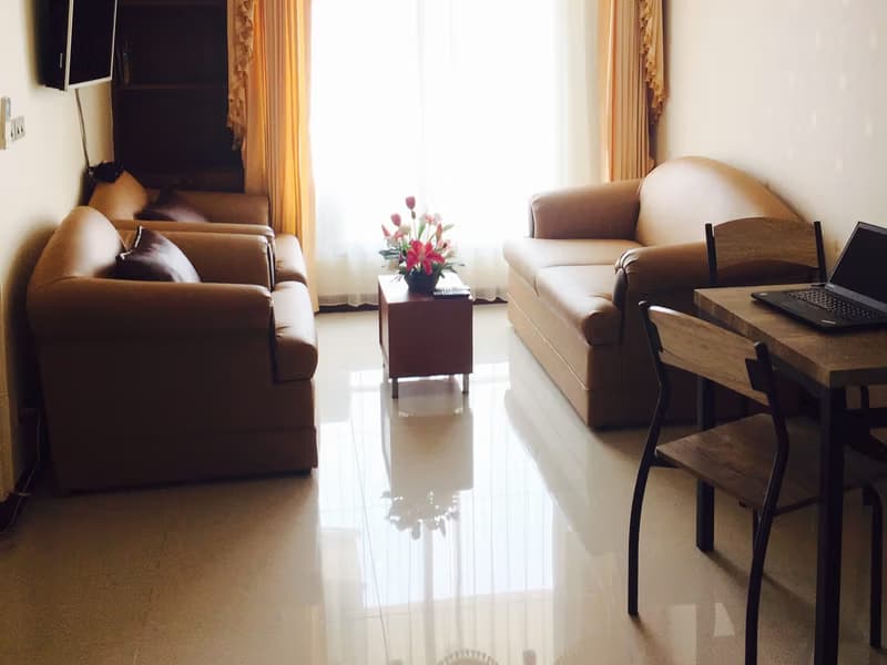 2 Bed Condo for Rent and Sale  Near Phaya Thai BTS