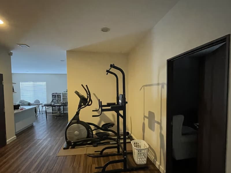 5 Bed House for Sale in Suan Luang
