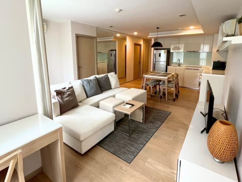 2 Bed Condo for Rent in Watthana