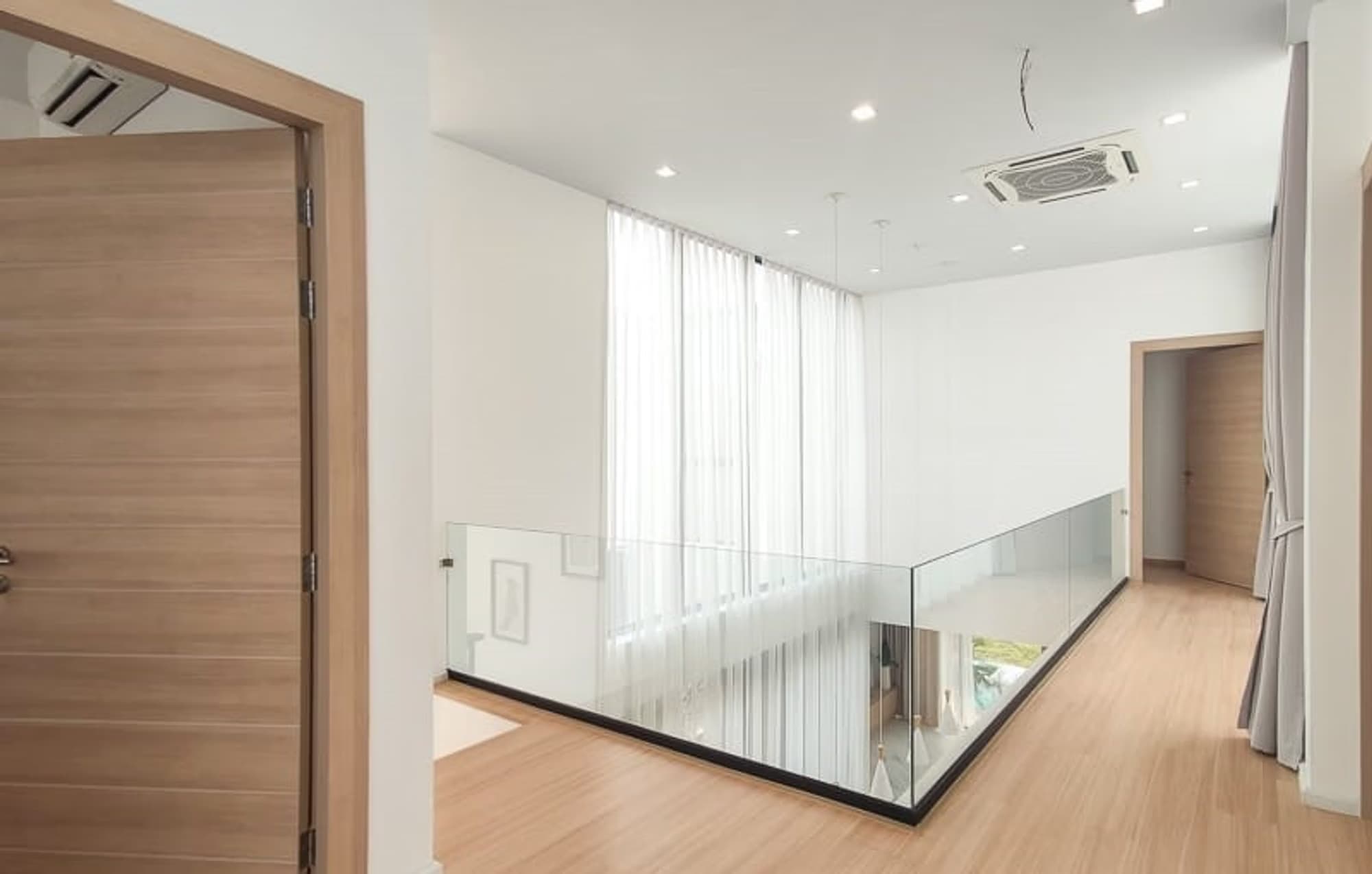 4 Bedroom House - Image 8