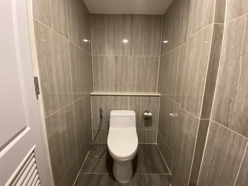 4 Bed Townhouse for Rent in Hang Dong
