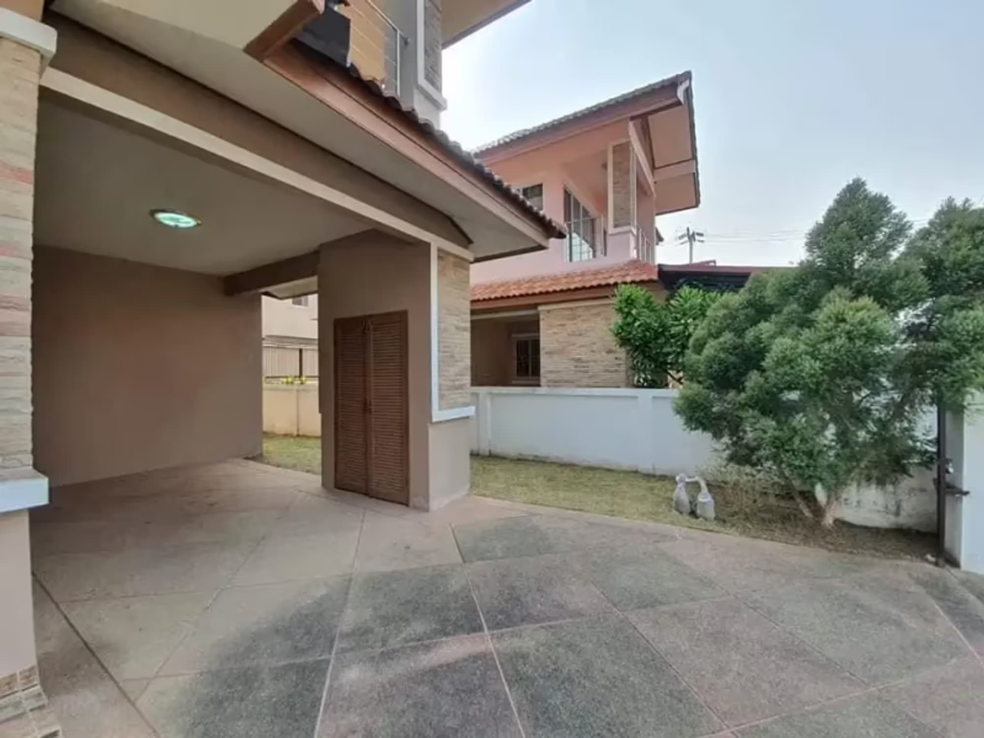 3 Bedroom House - Image 4