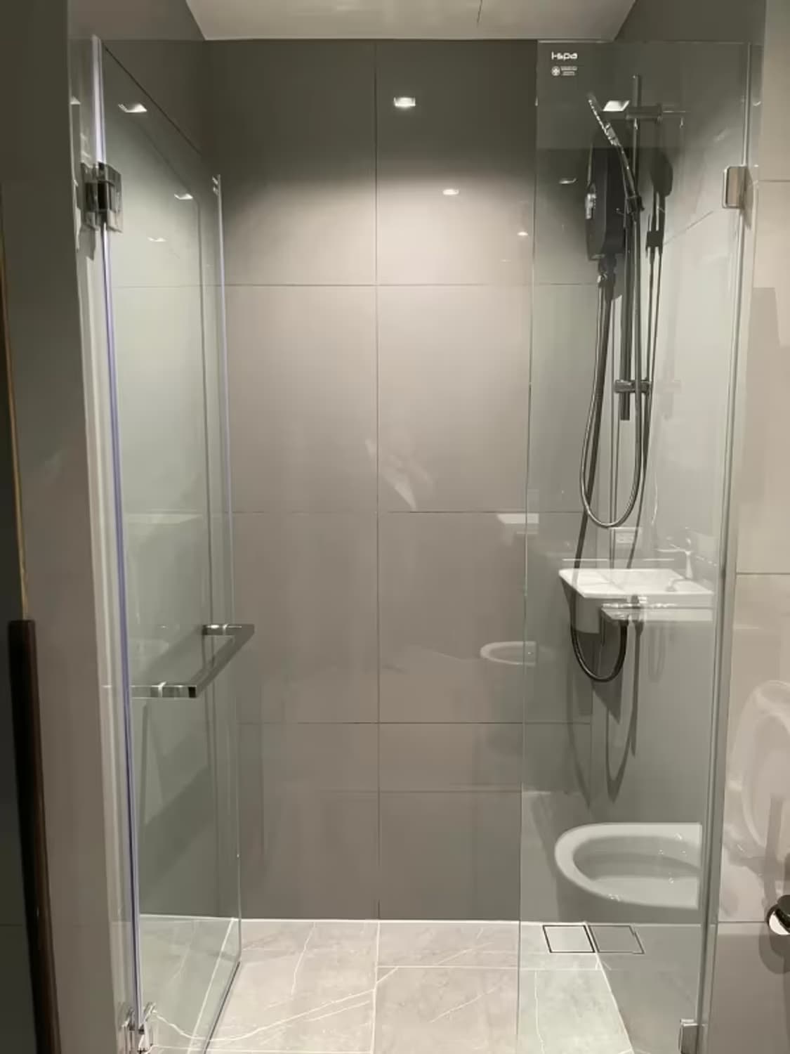 1 Bedroom Condo - Image 9