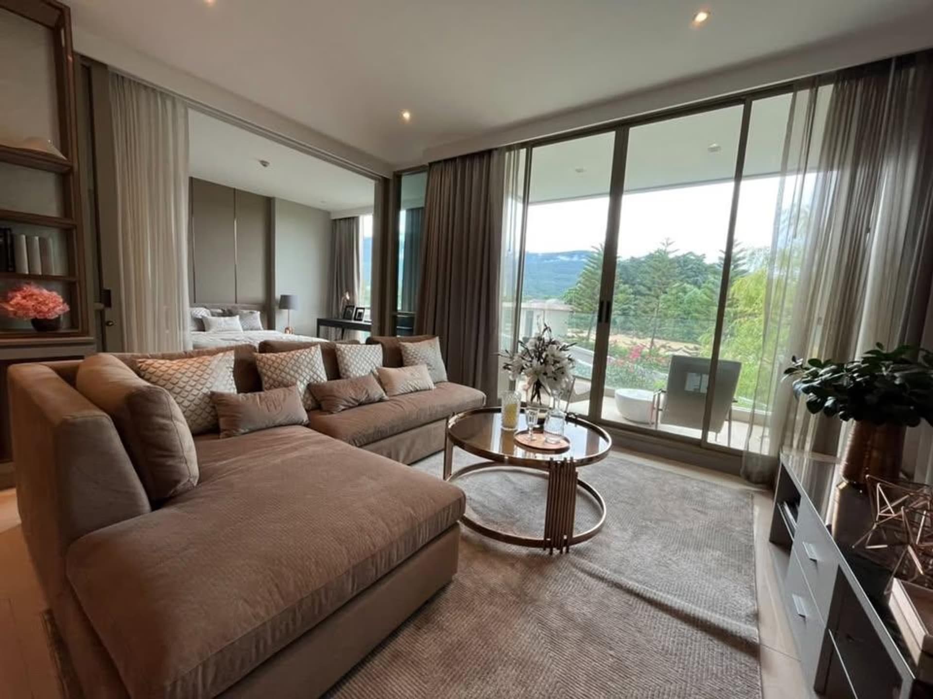 2 Bed Condo for Rent and Sale in Mueang Chiang Mai - Image 1