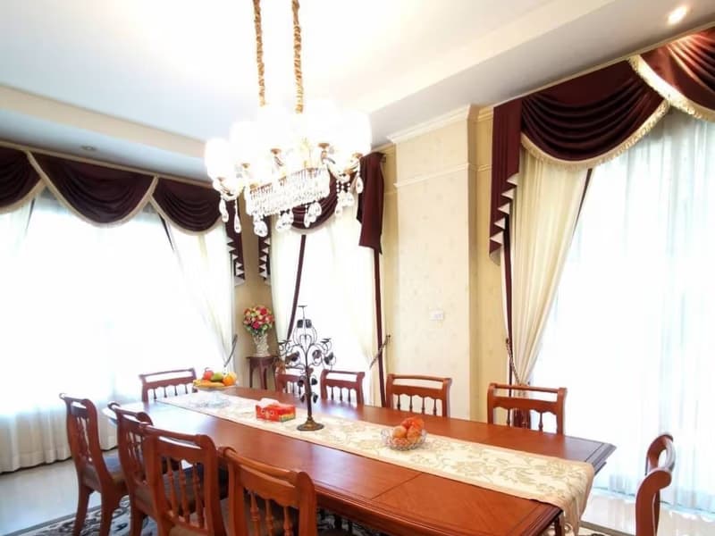 5 Bed House for Rent and Sale in San Sai