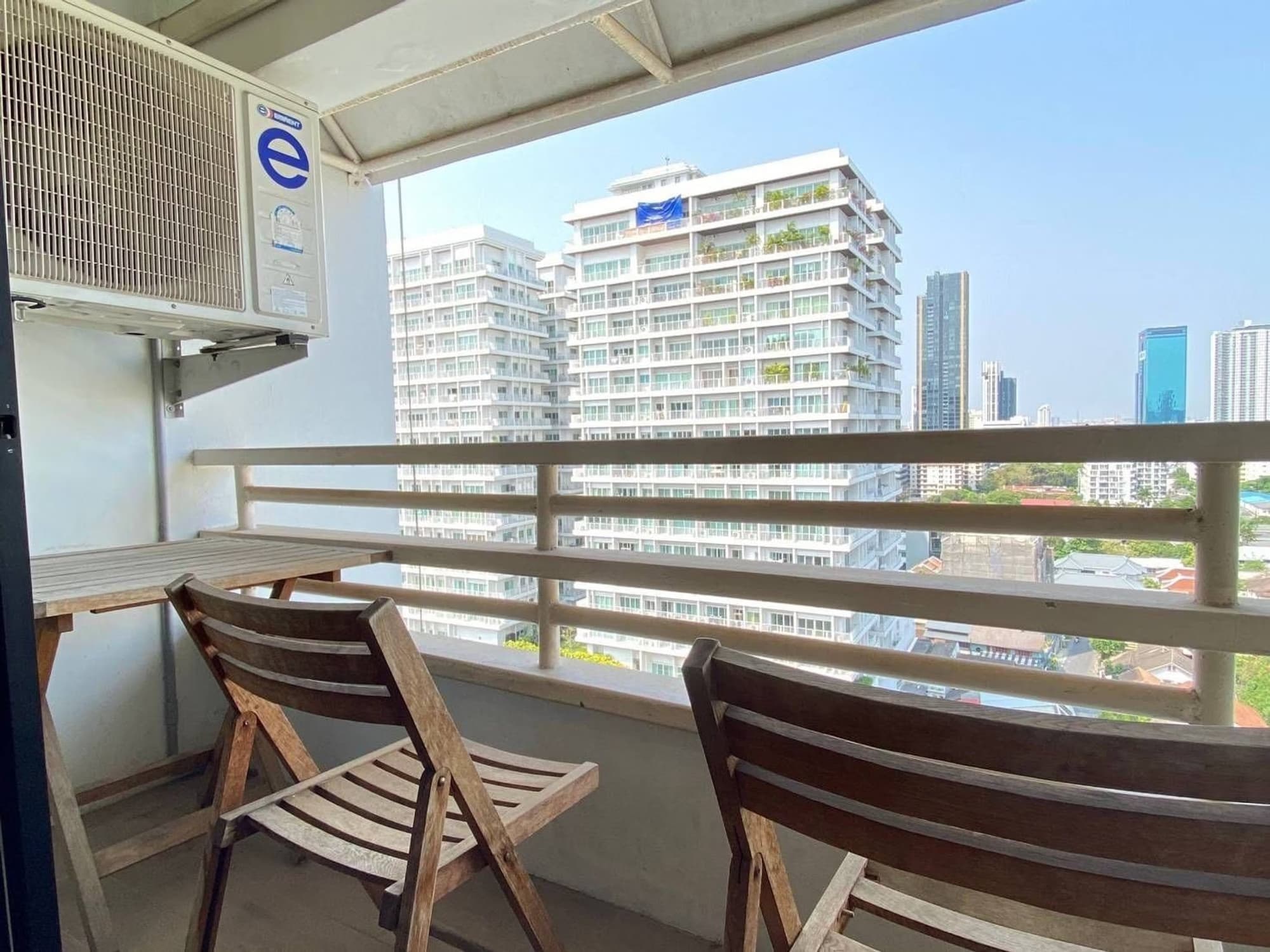 2 Bed Condo for Rent in Watthana - Image 10