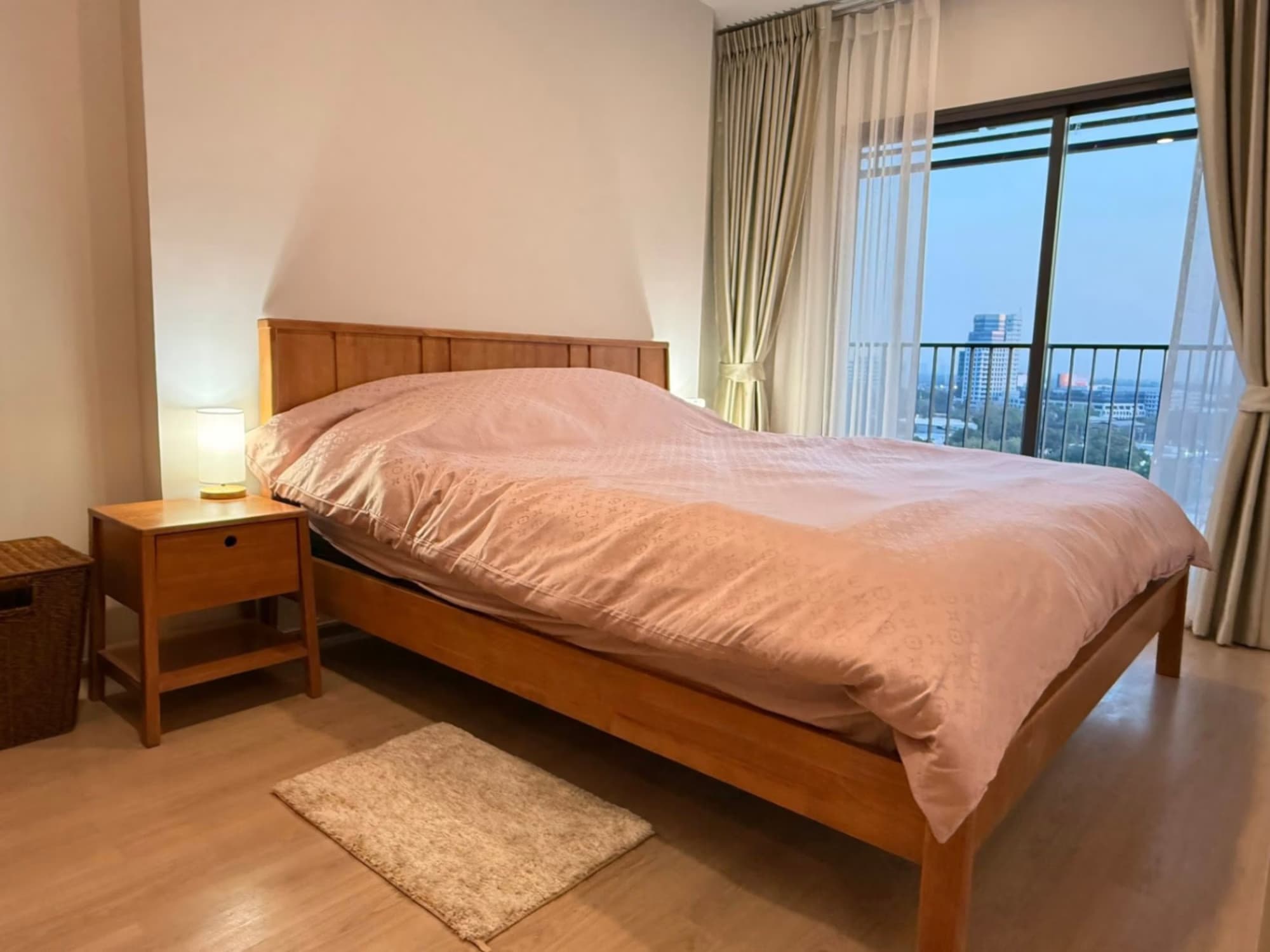 1 Bed Condo for Rent in Khlong Toei - Image 12