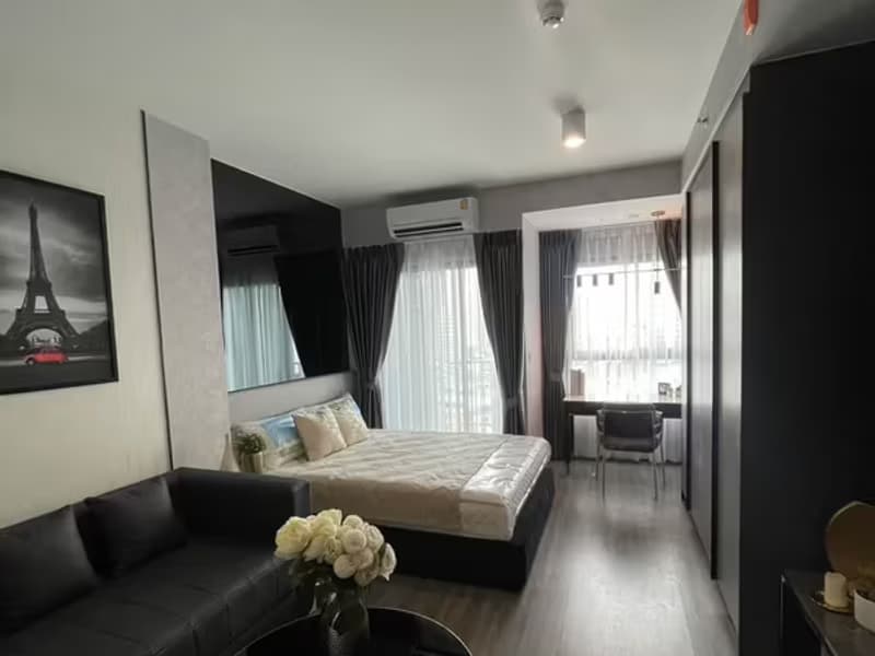 Studio for Rent in Bang Rak