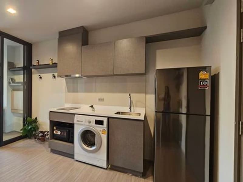Condo for Rent at Life Asoke Hype