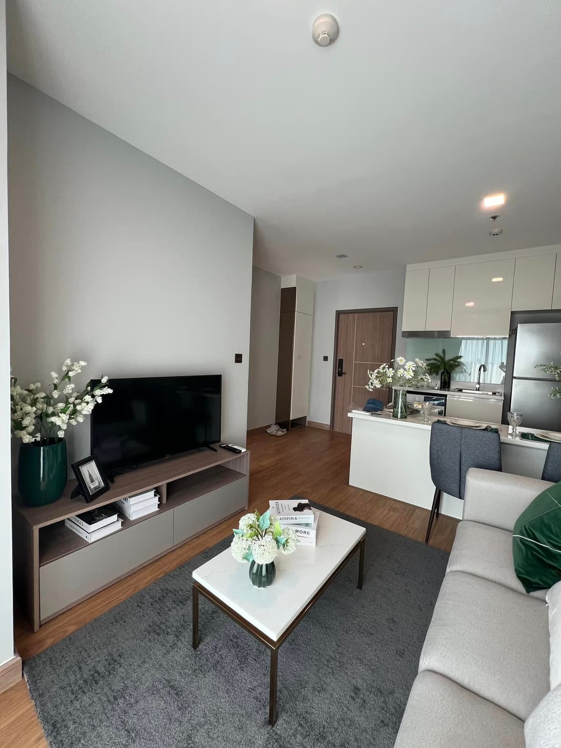 Condo for Rent at Astra Sky River - Image 1