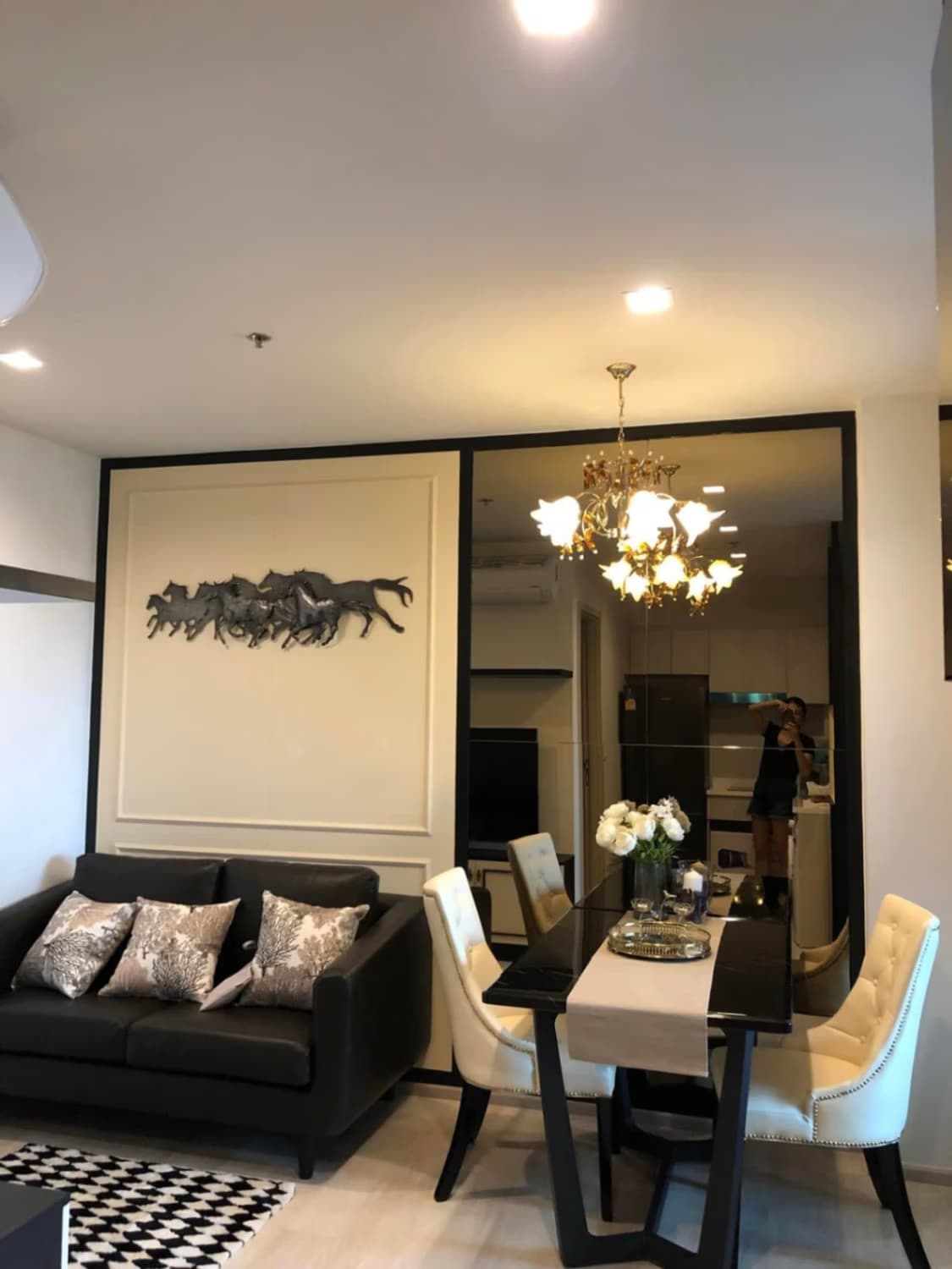 1 ห้องนอน คอนโด สำหรับ จำหน่าย ใน Pathum Wan - Image 1