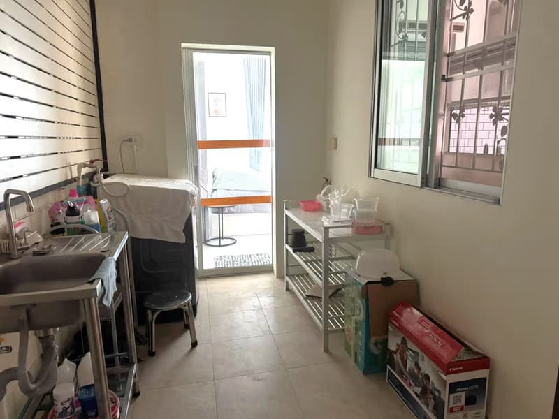 4 Bed House for Sale in San Kamphaeng