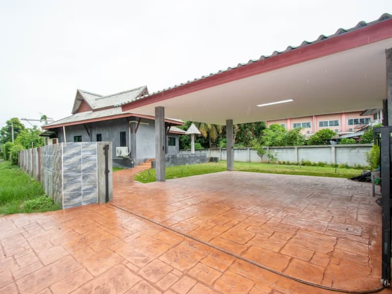 2 Bed House for Rent in San Kamphaeng District
