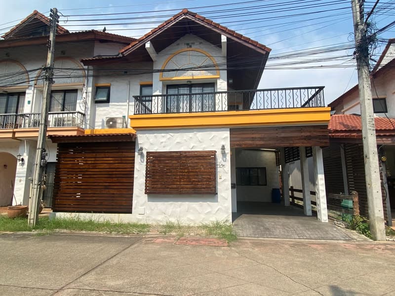 2 Bed Townhouse for Rent in Mueang Chiang Mai