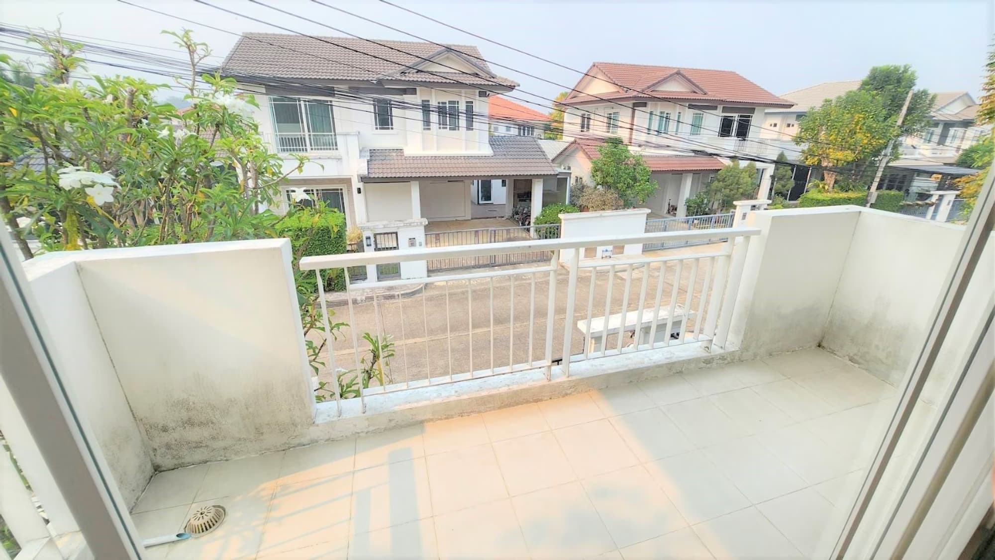 3 Bedroom House in Serene Lake - Image 17