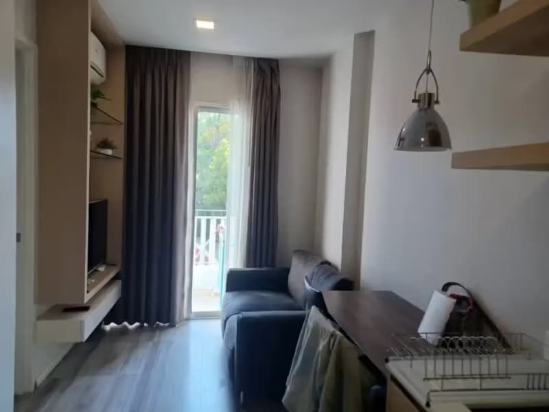 1 Bedroom Condo