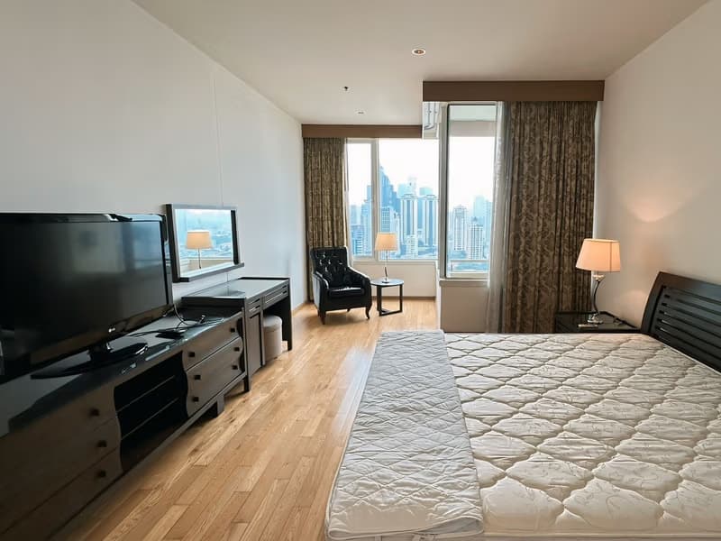 3 Bed Condo for Rent in Sathon