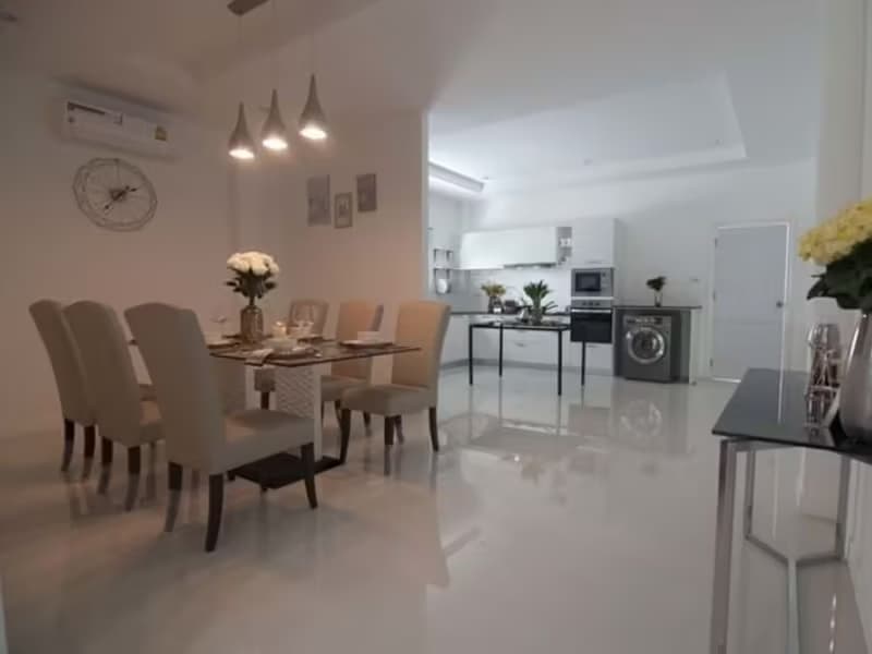 4 Bedroom House
