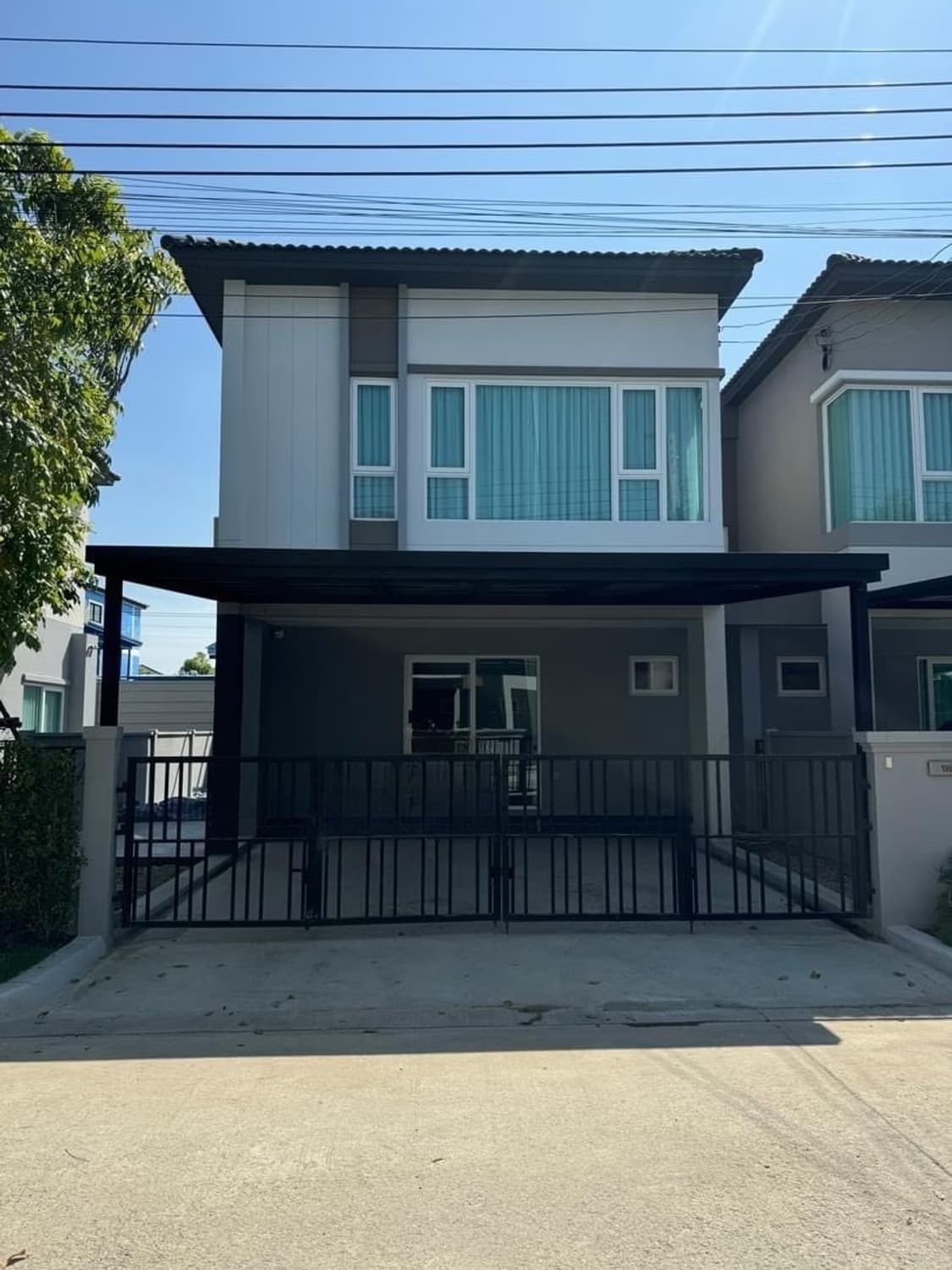 3 ห้องนอน บ้าน สำหรับ จำหน่าย ใน Bang Phli - Image 1